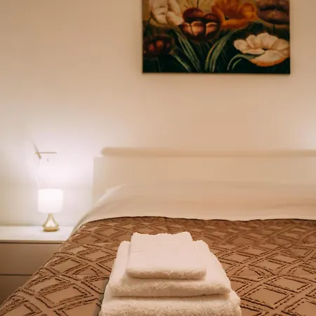Dolce Casa Apartment *